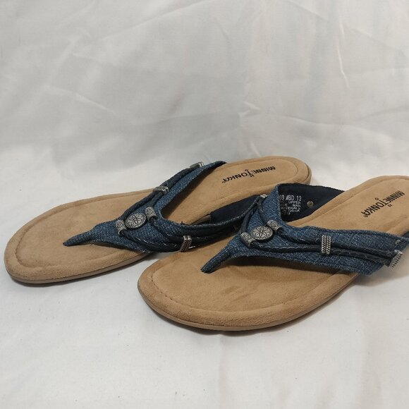 Minnetonka Sandals (Silverthorne 360) Denim & Silver NWOT - Picture 1 of 7